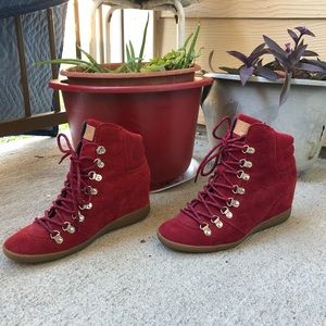 Women’s Coach Shoes Size 9.5